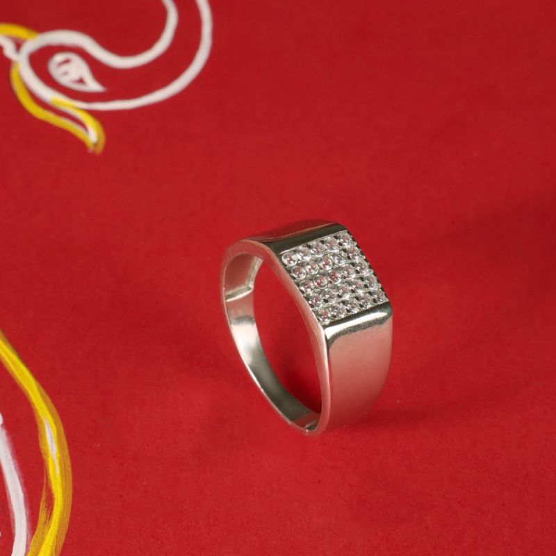 Ice-Capped Men's Silver Ring