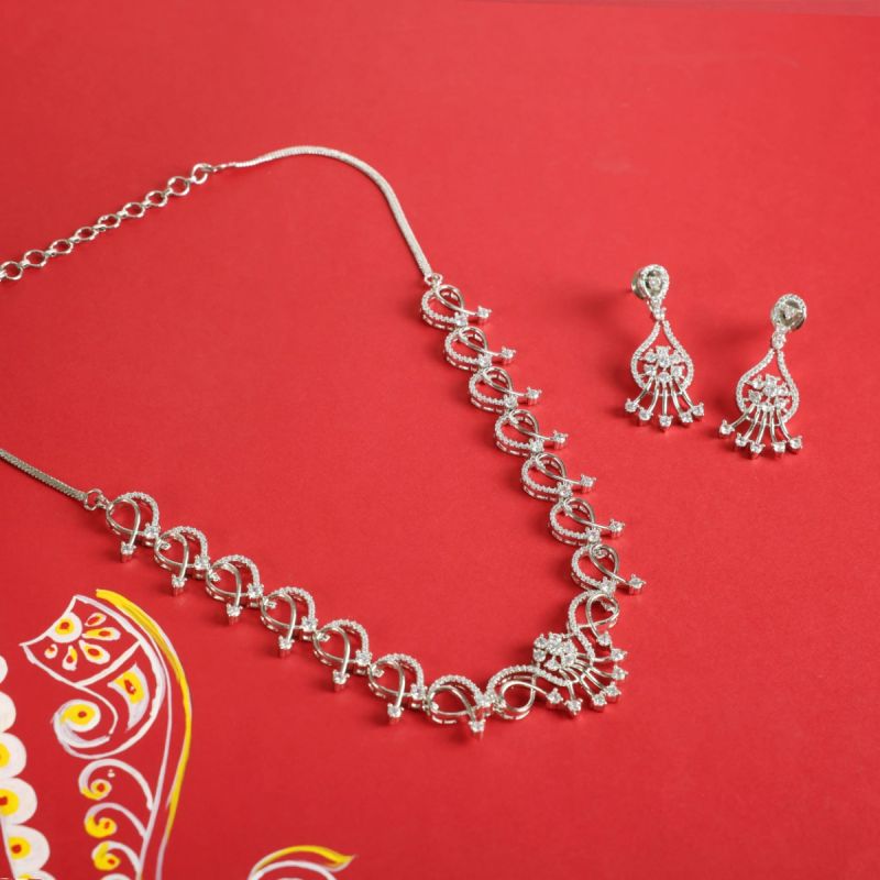 Loop Glow Energy Necklace Set