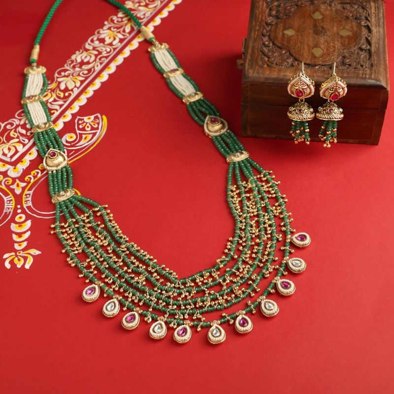 Stacked Green Bead Necklace Set