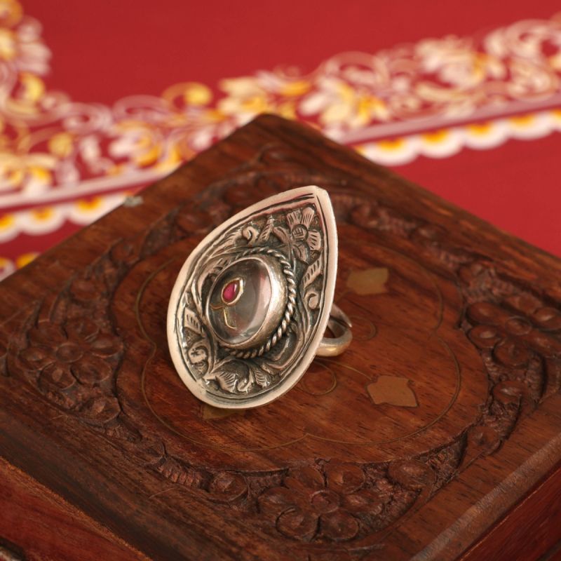 Pearfection Silver Ring