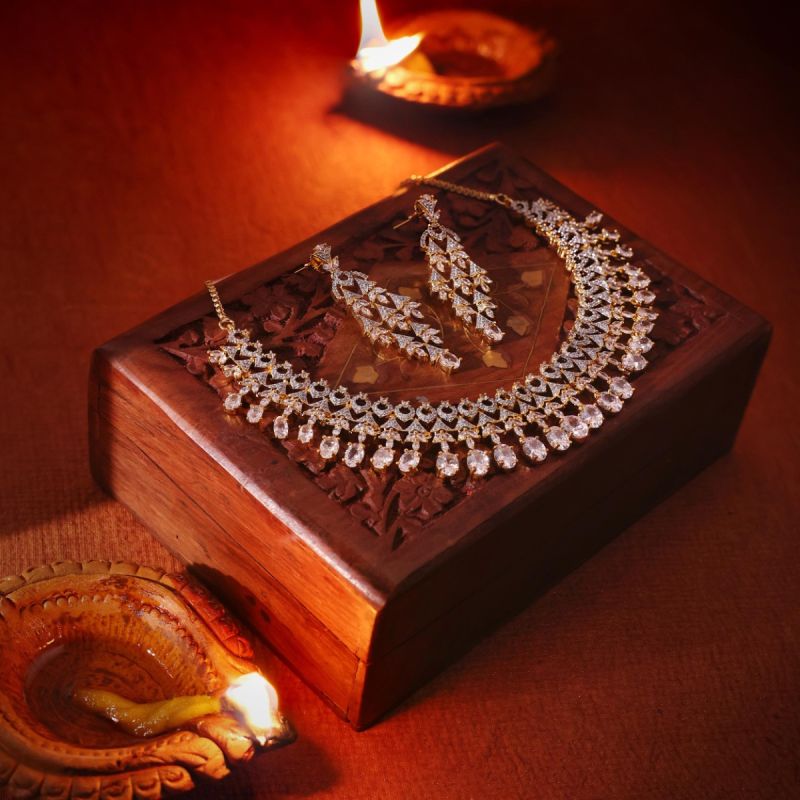 Glow Big Or Glow Home Necklace Set