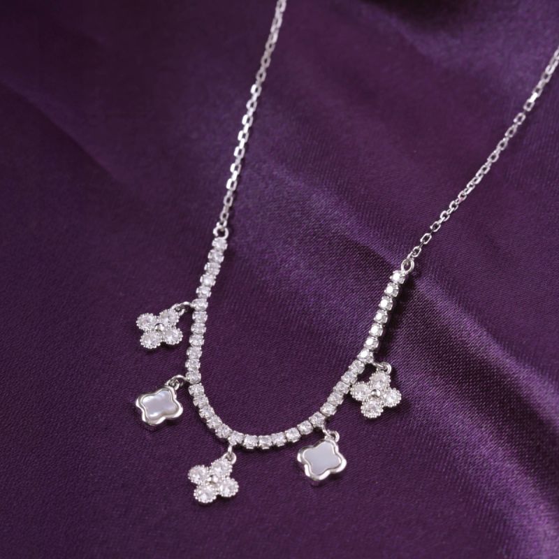 Cloverlink Spark Chain With Pendant