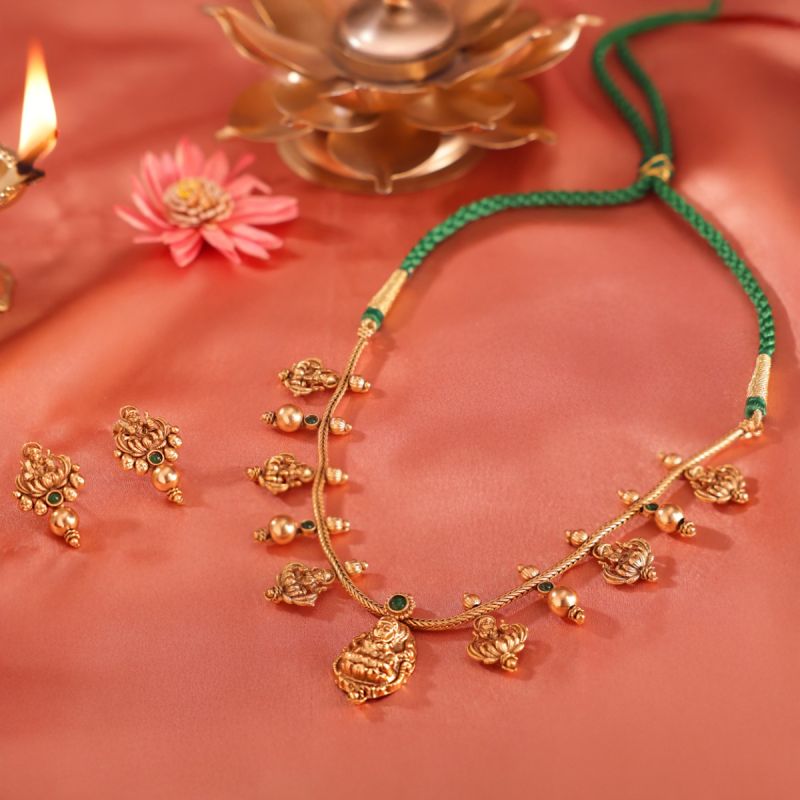 Templecore Moment Necklace Set