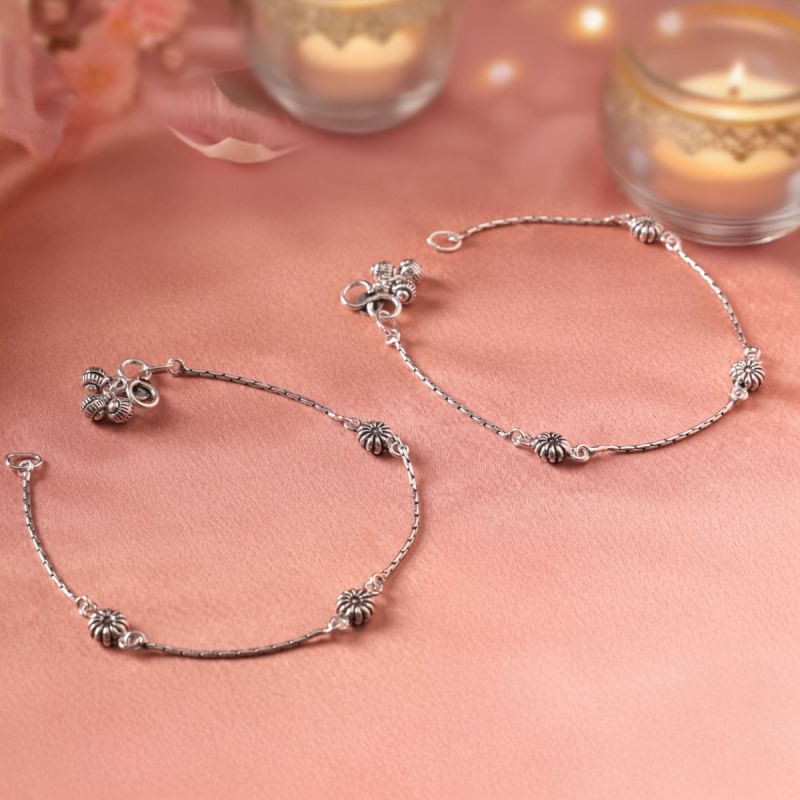Rustic Charm Silver Payel Set