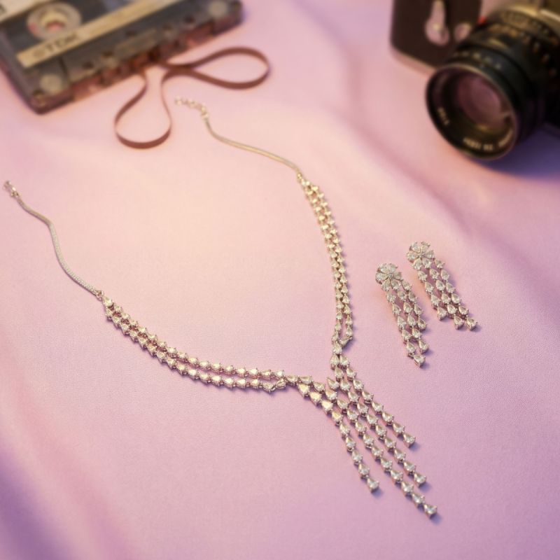 Drip in Diamonds Necklace Set