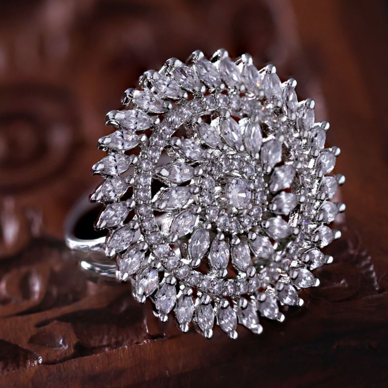 Elegant Grandeur Ring