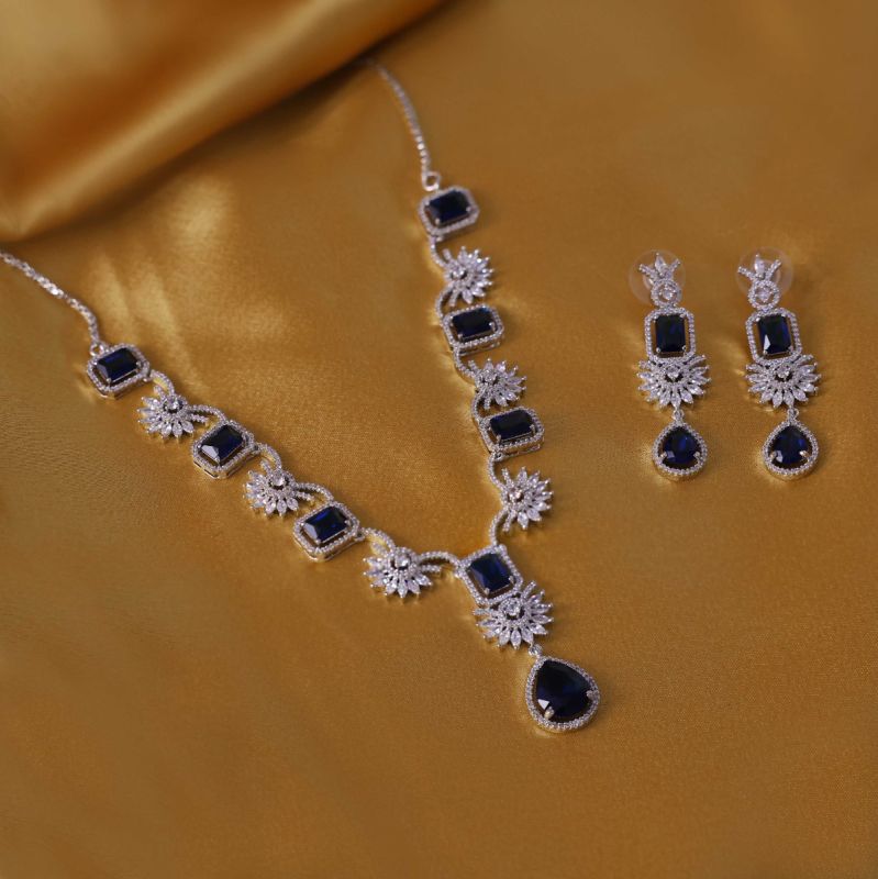Oceanic Whisper Necklace Set