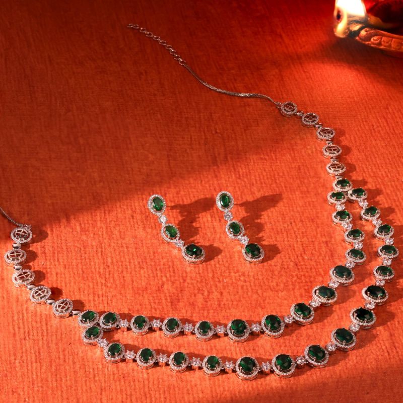 Green Gem Glam Set