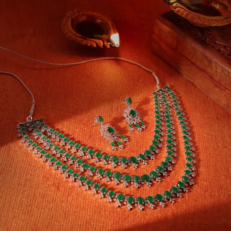 Emerald Edition Necklace Set