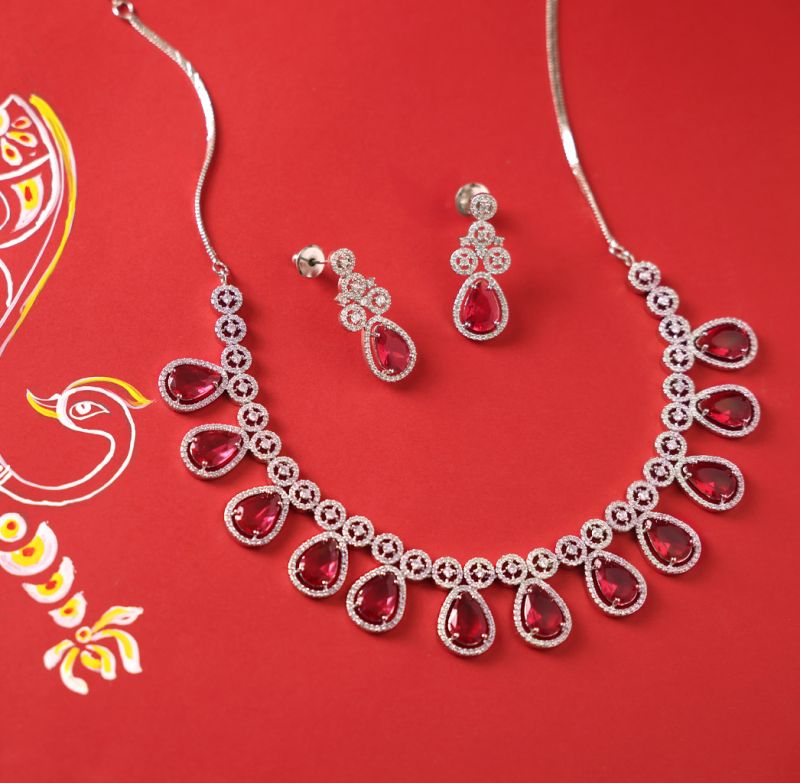 Scarlet Maharani Set