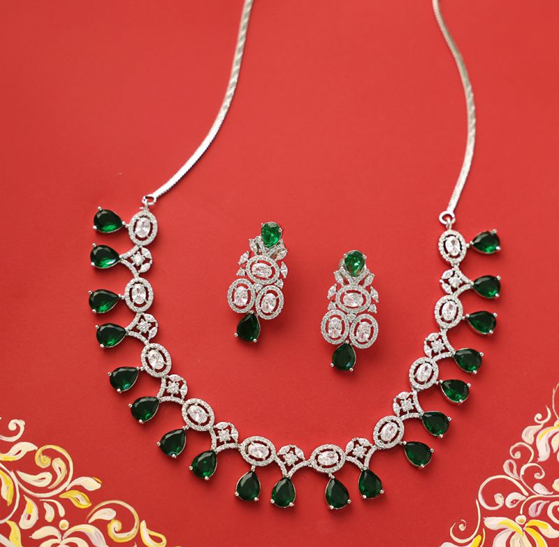 Emerald Glitz Set