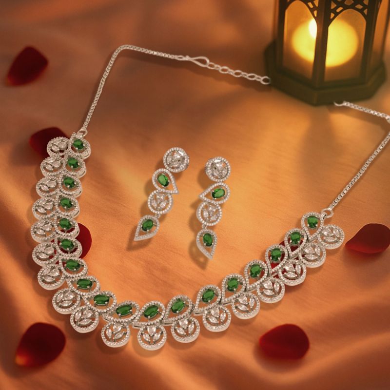 Leafy Sparkle Moment Necklace Set