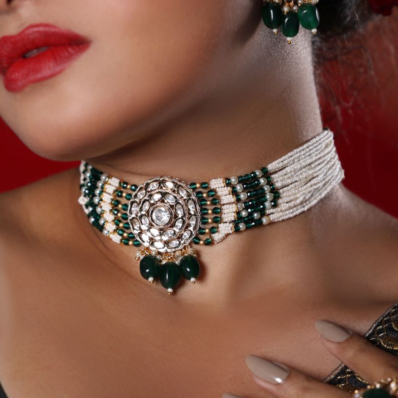 Pearly Delight Choker Necklace Set
