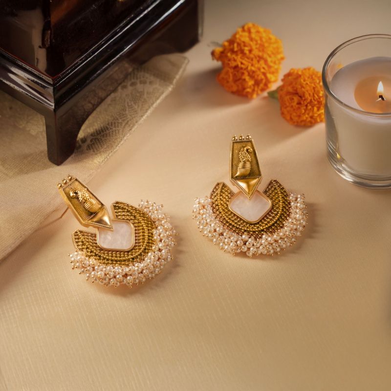 Pearl Drop Royale Earrings