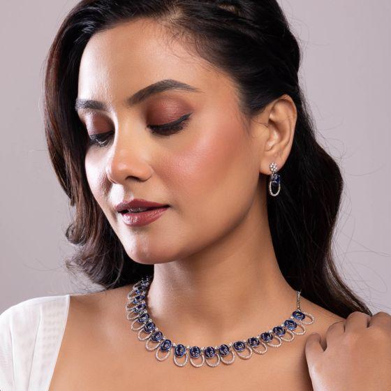 Bridesmaid Jewellery Trends for 2024: How to Shine Without Outshining the Bride