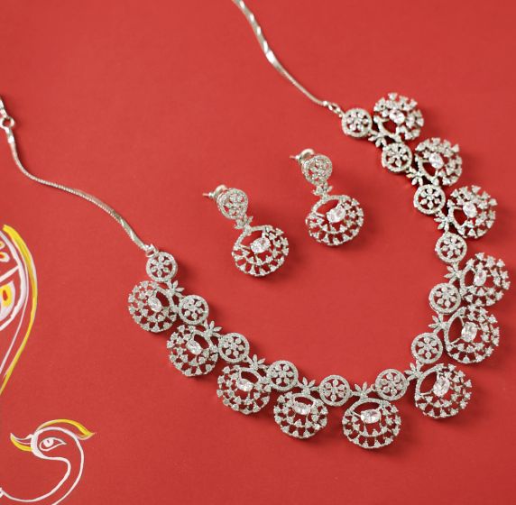 Classic vs. Contemporary Jewellery: What to Wear This Poila Baisakh?