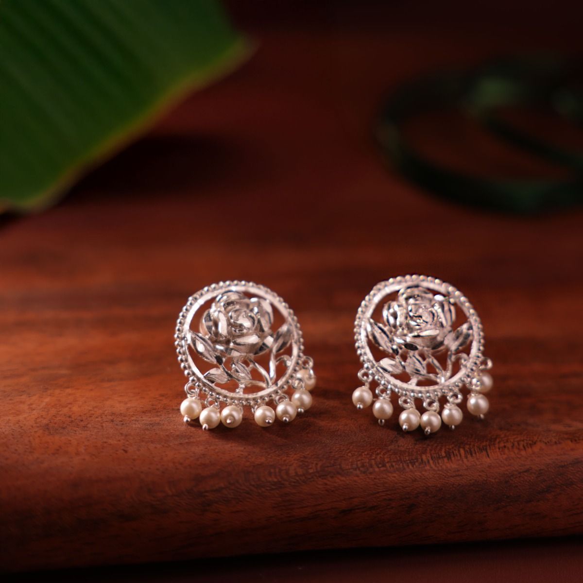 Light Ornaments For Rituals