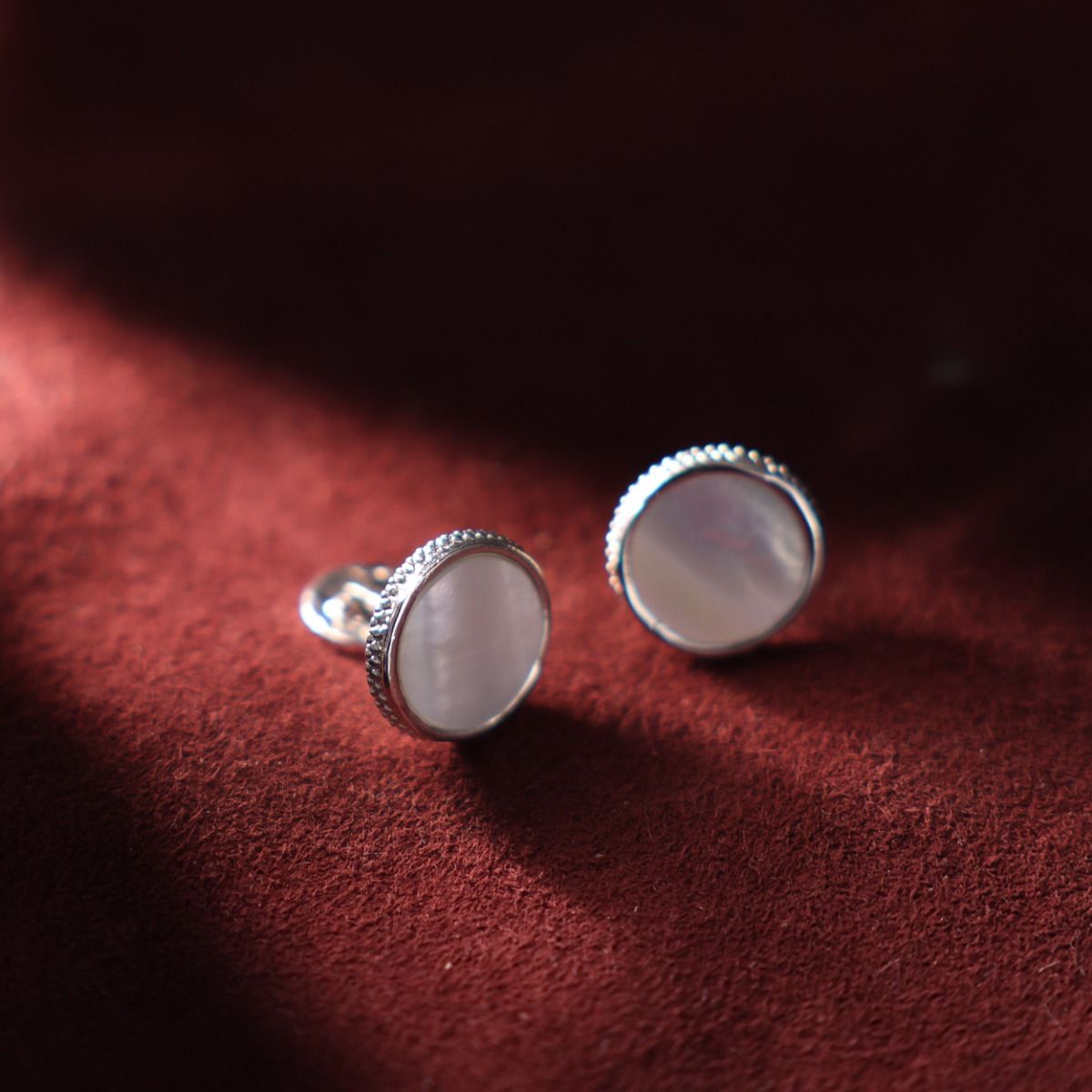 Meaningful Father’s Day Gifts: Jewellery Pieces That Tell a Story